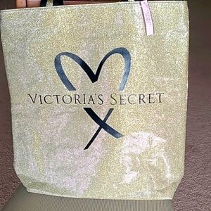 NWT Victoria’s Secret 2017 Fashion Show Gold Glitter Tote Bag In VS bag